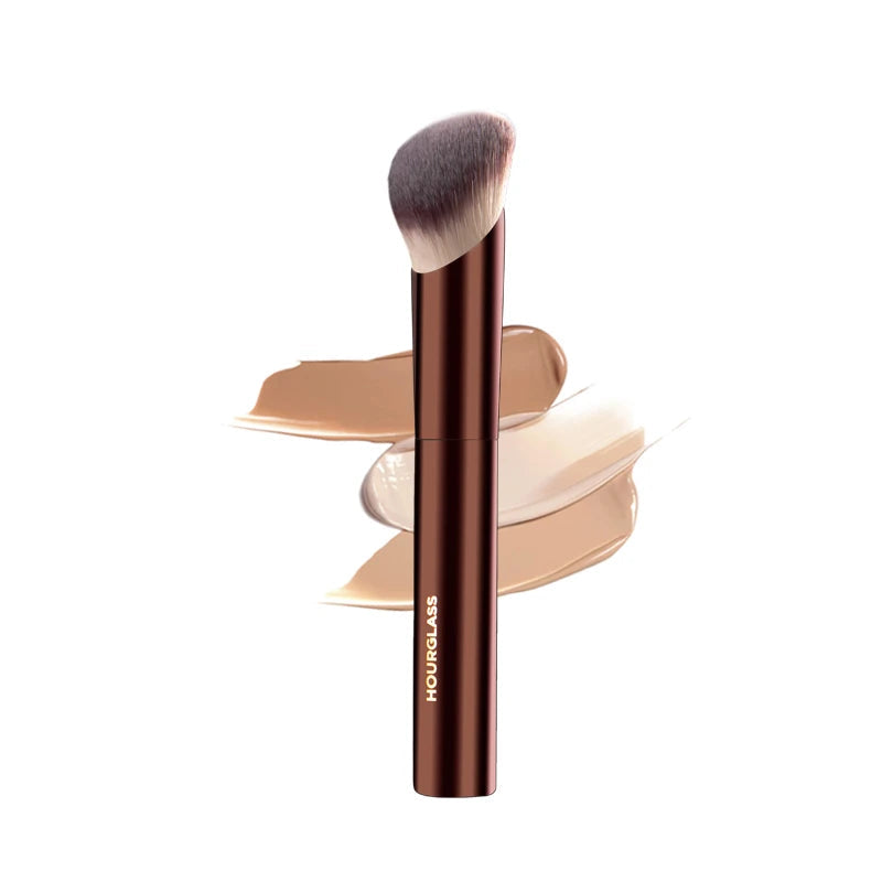 Hourglass No.21 Ambient Soft Glow Foundation Brush – Soft Fiber Face Brush